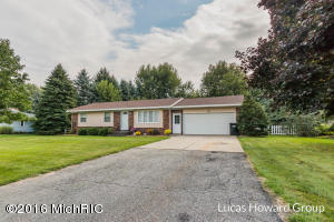 7474 Cherry Ave, Jenison, MI 49428 photo 3