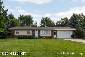 7474 Cherry Ave, Jenison, MI 49428 photo 2