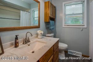 7474 Cherry Ave, Jenison, MI 49428 photo 6