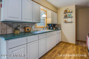7474 Cherry Ave, Jenison, MI 49428 photo 12