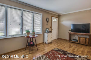 7474 Cherry Ave, Jenison, MI 49428 photo 5