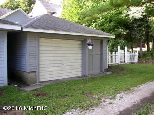 386 Third St, Manistee, MI 49660 photo 20
