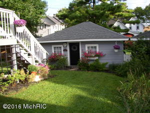 386 Third St, Manistee, MI 49660 photo 18