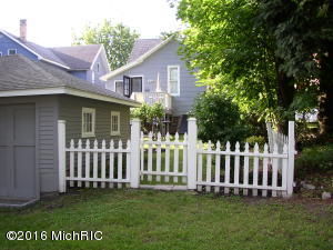 386 Third St, Manistee, MI 49660 photo 21