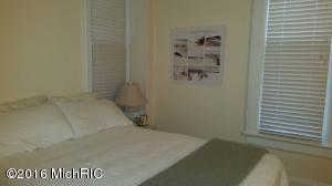 386 Third St, Manistee, MI 49660 photo 9