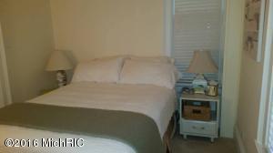 386 Third St, Manistee, MI 49660 photo 8