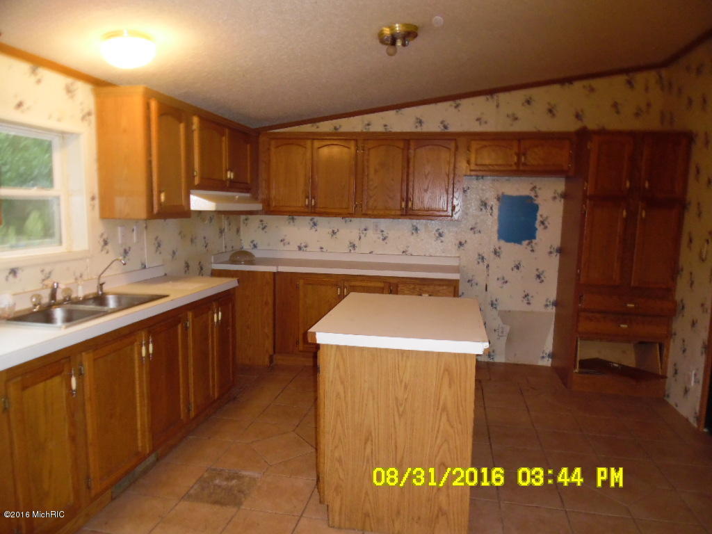 67326 Oxbow Dr, Constantine, MI 49042 photo 4
