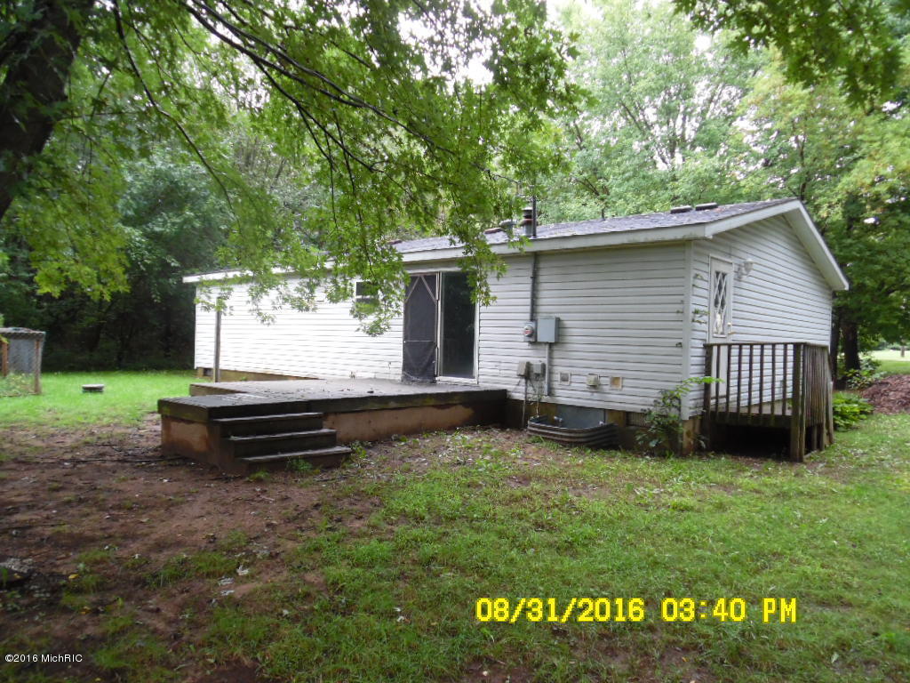 67326 Oxbow Dr, Constantine, MI 49042 photo 2
