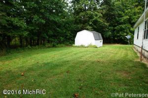 2131 W Hillis, Stanton, MI 48888 photo 25