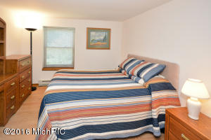 16470 Cd Ave E, Augusta, MI 49012 photo 24