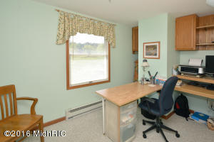 16470 Cd Ave E, Augusta, MI 49012 photo 18