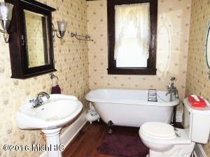 7104 E 80th St, Newaygo, MI 49337 photo 13