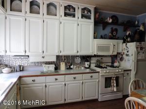 7104 E 80th St, Newaygo, MI 49337 photo 5