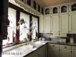 7104 E 80th St, Newaygo, MI 49337 photo 3