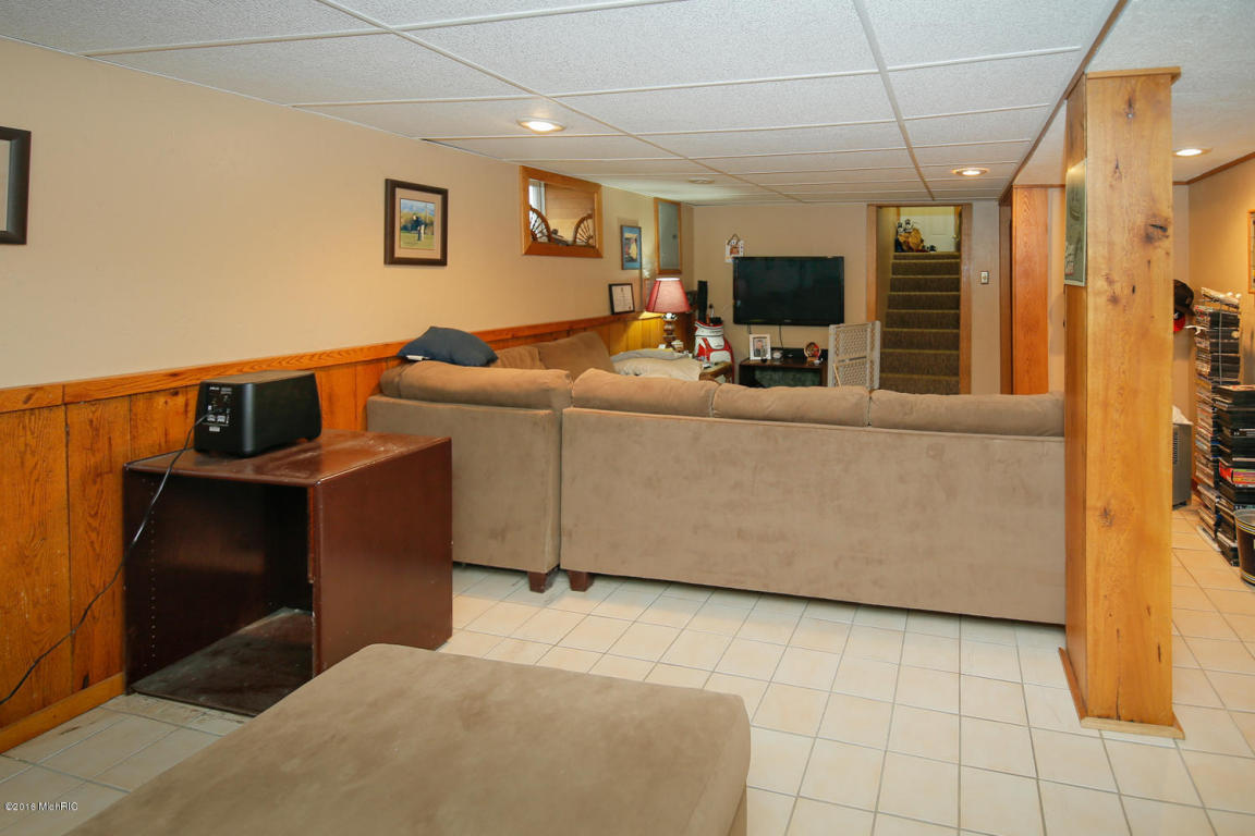 507 Spring St, Three Rivers, MI 49093 photo 20