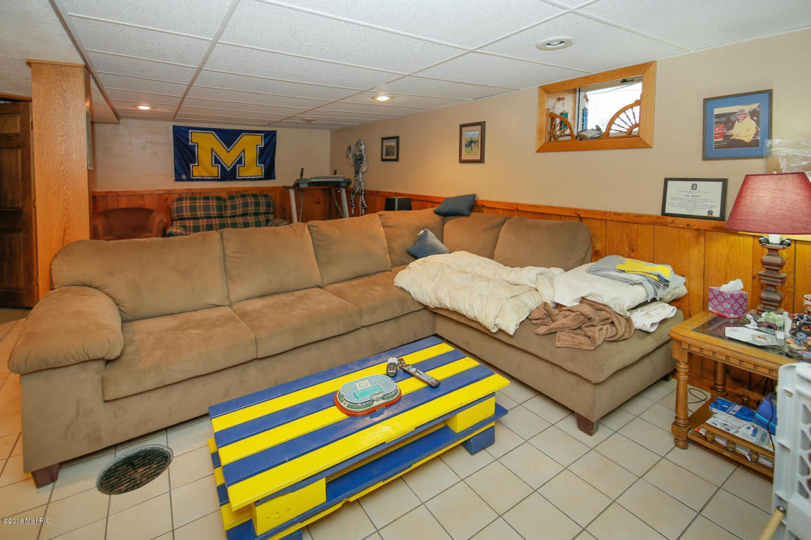507 Spring St, Three Rivers, MI 49093 photo 18