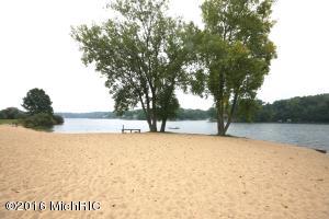 223 Phoenix Ct, Plainwell, MI 49080 photo 33