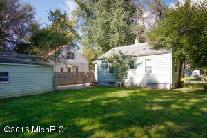 504 Keyes Dr, Parchment, MI 49004 photo 17