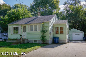 504 Keyes Dr, Parchment, MI 49004 photo 1