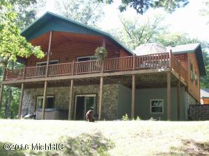 7058 E 40th St, Chase, MI 49623 photo 2