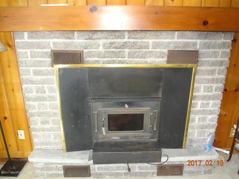 784 Mohawk Trl, White Cloud, MI 49349 photo 5