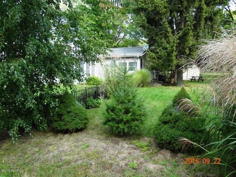 784 Mohawk Trl, White Cloud, MI 49349 photo 23