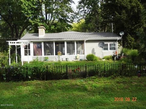 784 Mohawk Trl, White Cloud, MI 49349 photo 24