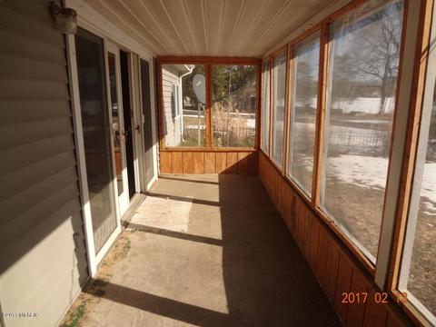 784 Mohawk Trl, White Cloud, MI 49349 photo 15
