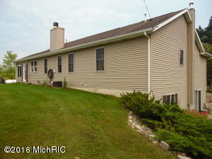 10716 4 Mile Rd, Plainwell, MI 49080 photo 7