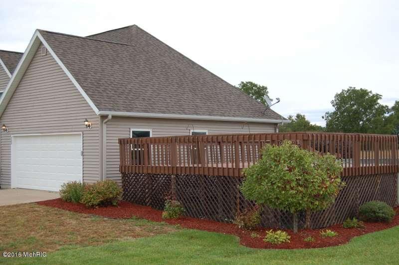 6368 Messer, Freeport, MI 49325 photo 4
