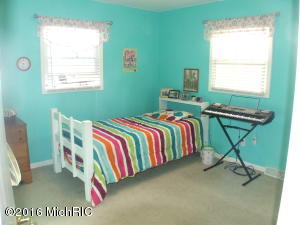 528 Cosmopolitan, Marshall, MI 49068 photo 12