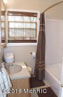 528 Cosmopolitan, Marshall, MI 49068 photo 11