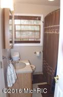 528 Cosmopolitan, Marshall, MI 49068 photo 10
