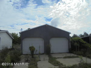 6858 Johnson Rd, Belding, MI 48809 photo 5