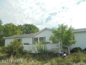 6858 Johnson Rd, Belding, MI 48809 photo 1