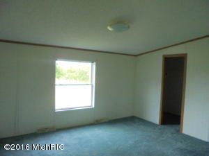 6858 Johnson Rd, Belding, MI 48809 photo 23