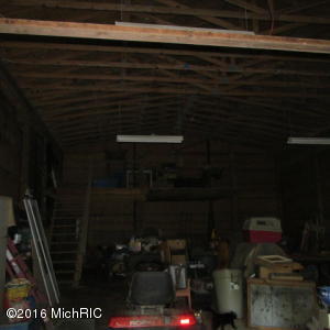 409 Able Rd, Buchanan, MI 49107 photo 9