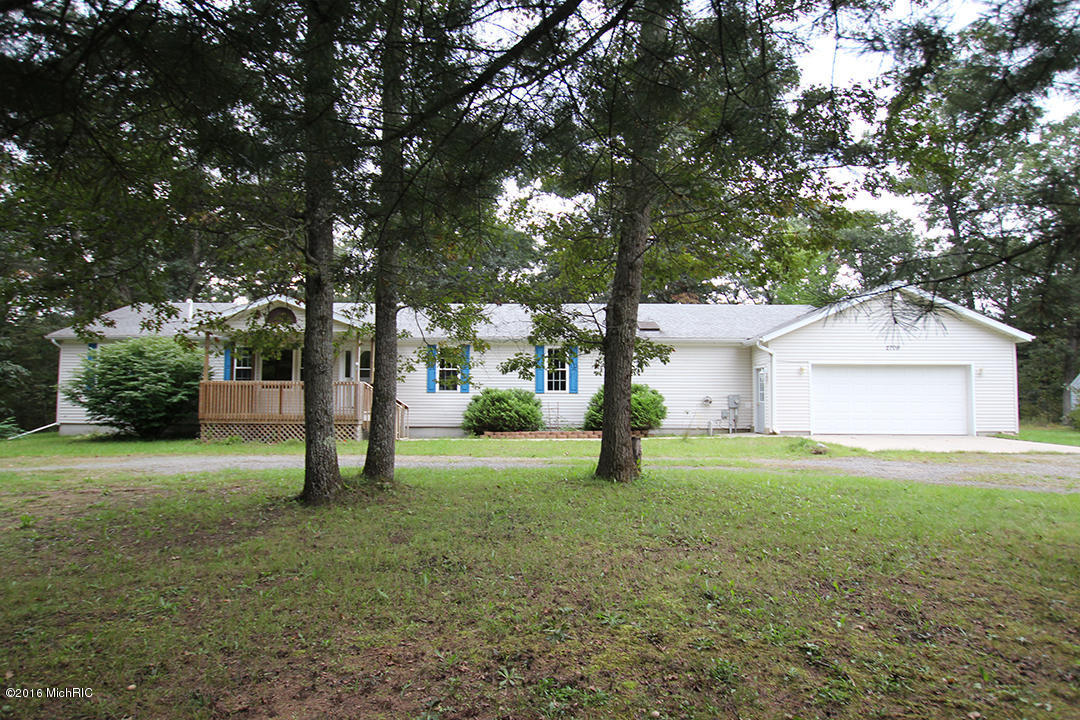 2709 S Walnut Ave, White Cloud, MI 49349 photo 18