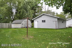 935 Park St, Belding, MI 48809 photo 21