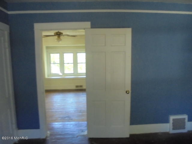 610 Morton Ave, Belding, MI 48809 photo 19
