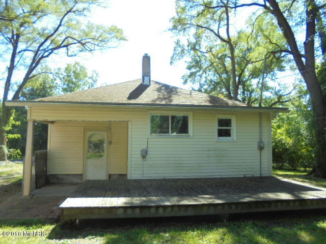 610 Morton Ave, Belding, MI 48809 photo 6