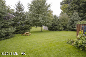 1205 Comstock Dr, Marshall, MI 49068 photo 22