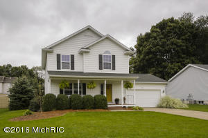 1205 Comstock Dr, Marshall, MI 49068 photo 1