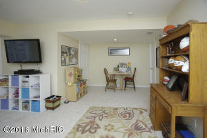 1205 Comstock Dr, Marshall, MI 49068 photo 21