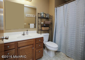 1205 Comstock Dr, Marshall, MI 49068 photo 14