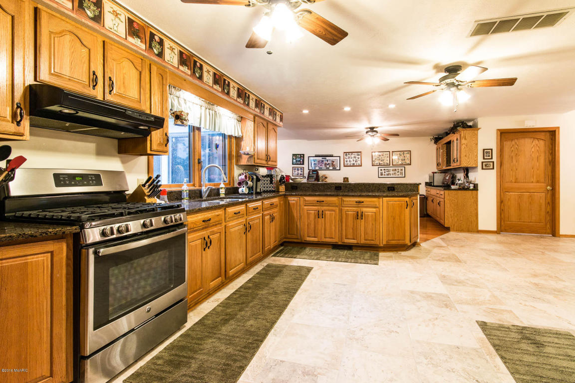 51240 Red Run, Marcellus, MI 49067 photo 11