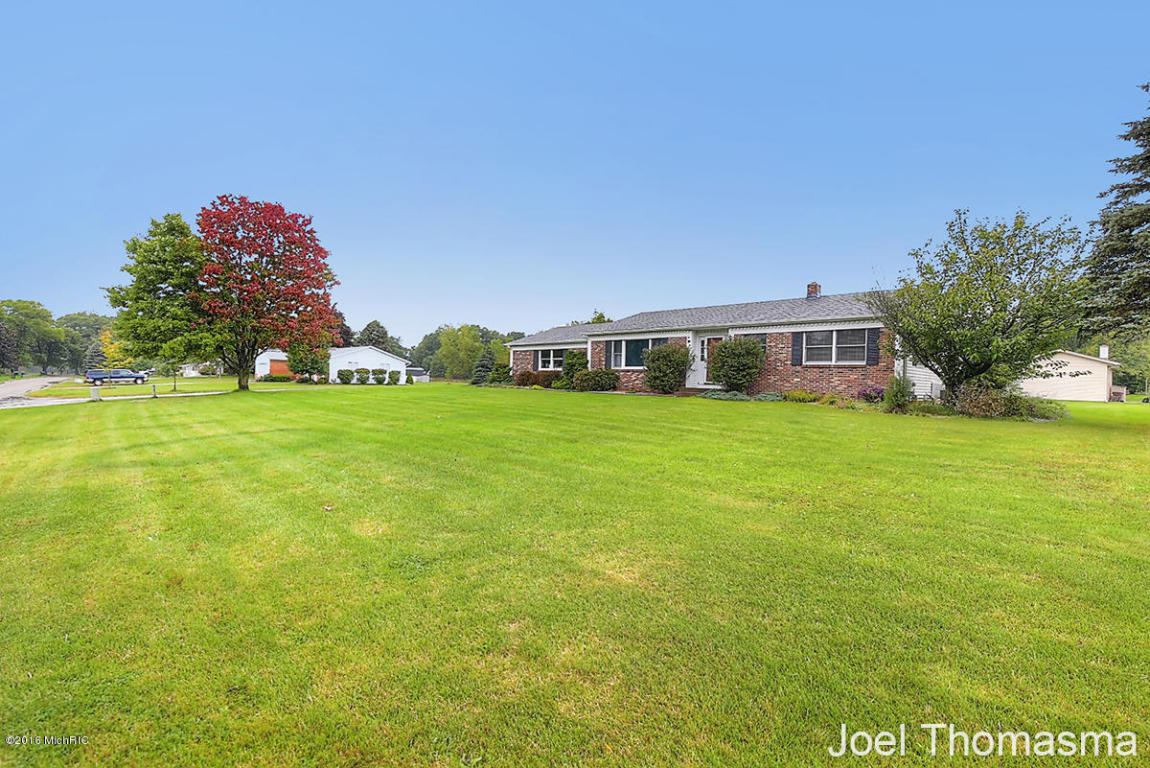 854 N State Rd, Belding, MI 48809 photo 2