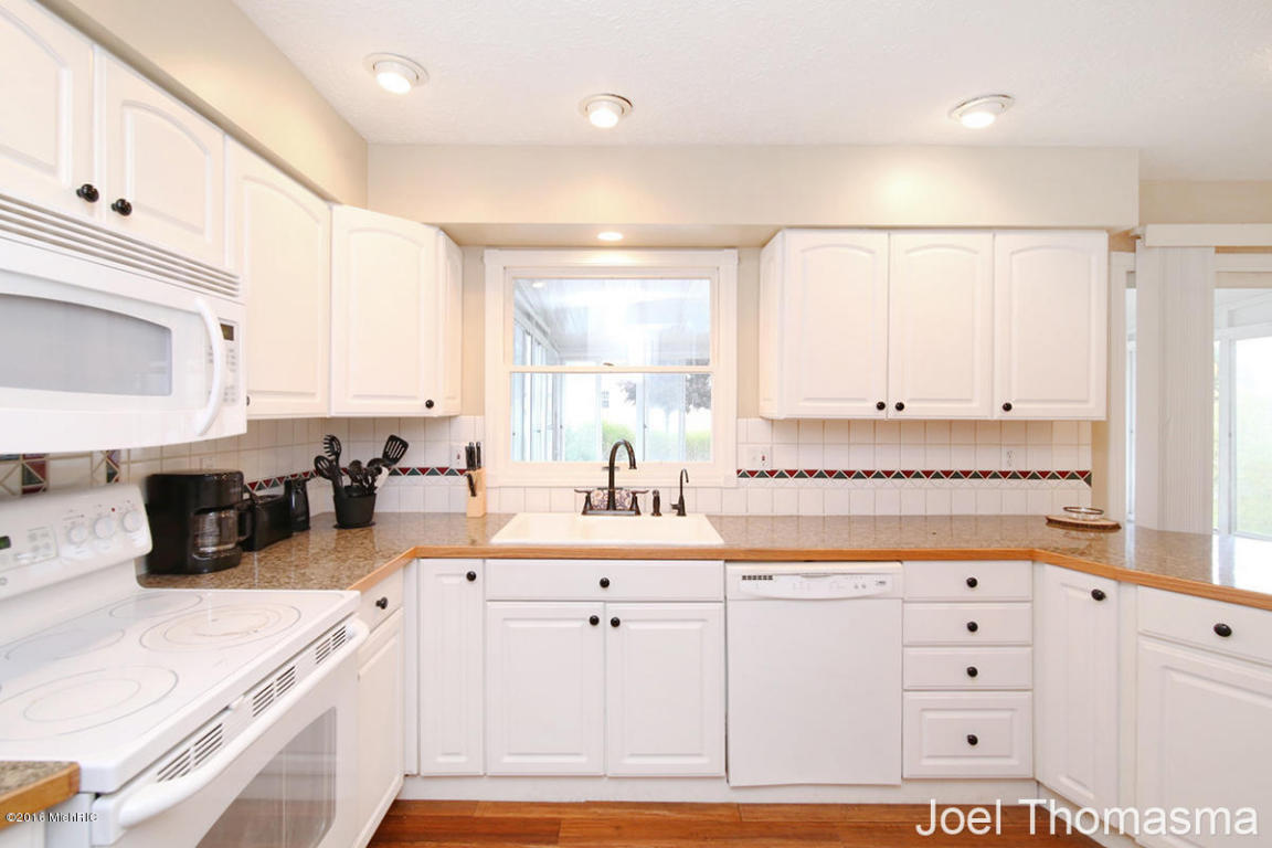 854 N State Rd, Belding, MI 48809 photo 8