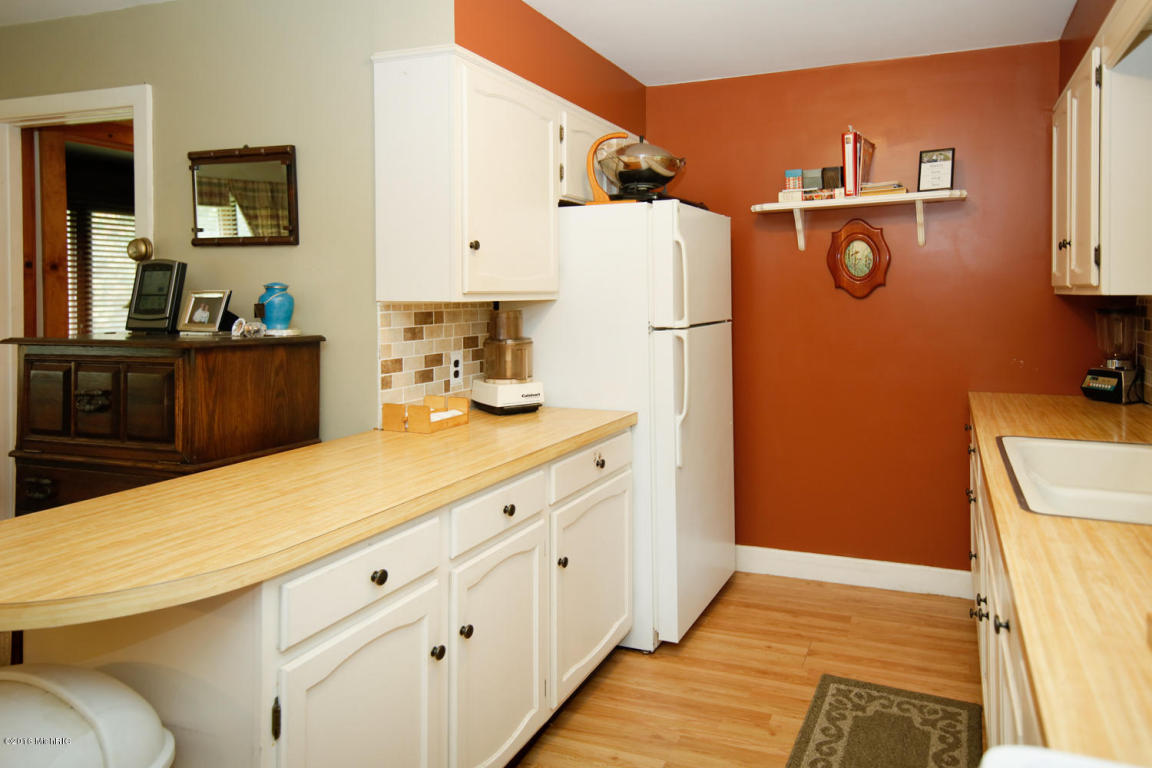 1149 44th St, Pullman, MI 49450 photo 8