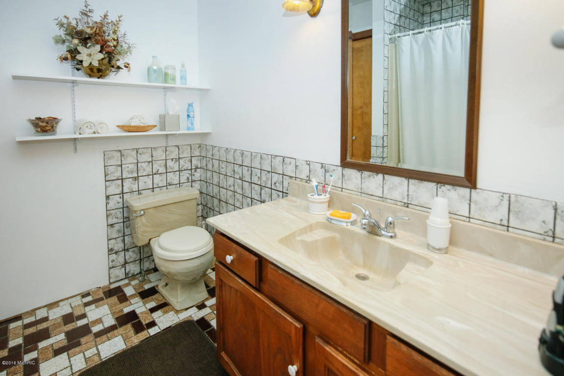 1149 44th St, Pullman, MI 49450 photo 13